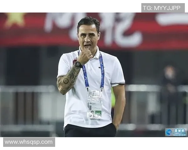 左撇足球明星的独特魅力与技术优势探讨